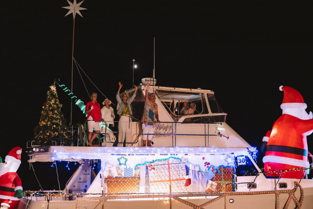 mooloolaba yacht club christmas boat parade